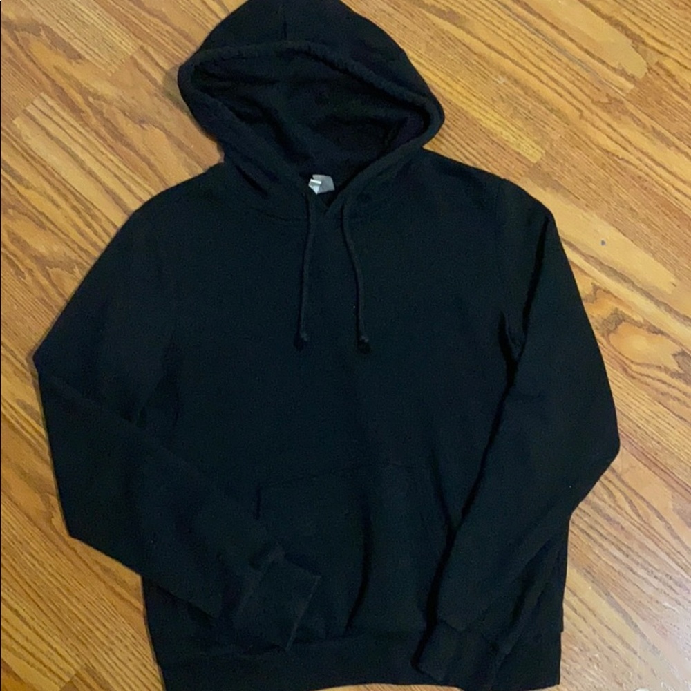 Black Basic Hoodie